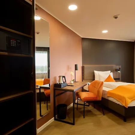 מלון Trip Frankfurt-heusenstamm Tagungshotel הויזנשטם