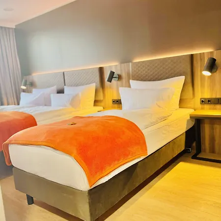 Trip Frankfurt-heusenstamm Tagungshotel 4* הויזנשטם