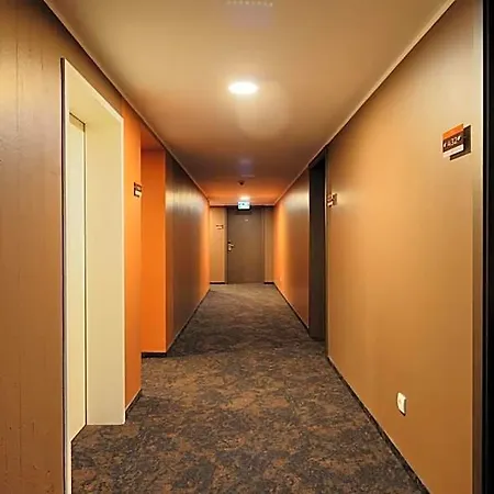 Trip Frankfurt-heusenstamm Tagungshotel Отель