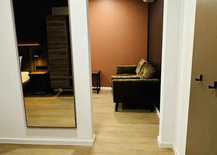 Trip Frankfurt-heusenstamm Tagungshotel Szálloda 4*